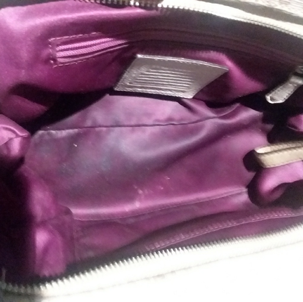 Coach purse - Picture 5 of 5